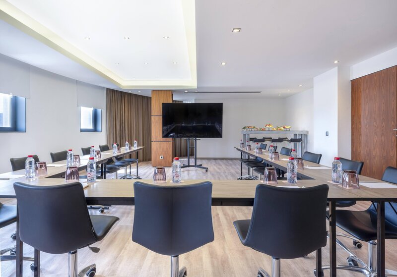 Hotel Barcelona Condal Mar managed by Melia 58