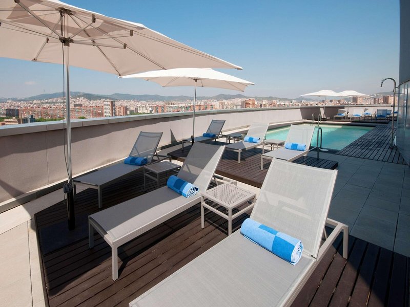 Hotel Barcelona Condal Mar managed by Melia 12 - Outdoor Pool