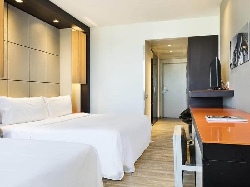 Hotel Barcelona Condal Mar managed by Melia 38 - Room Example
