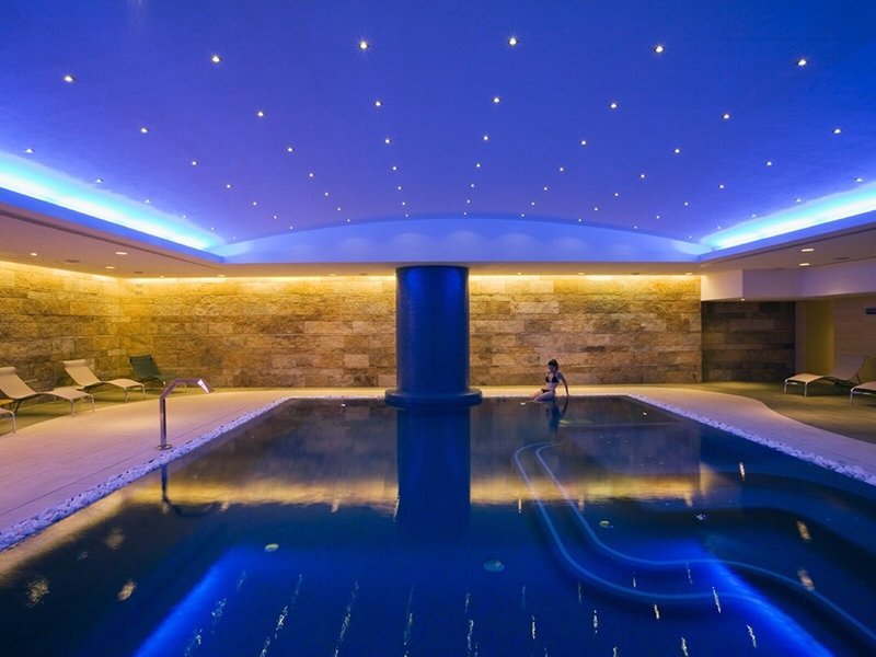 T Hotel 4