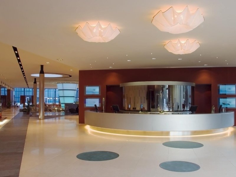 T Hotel 16