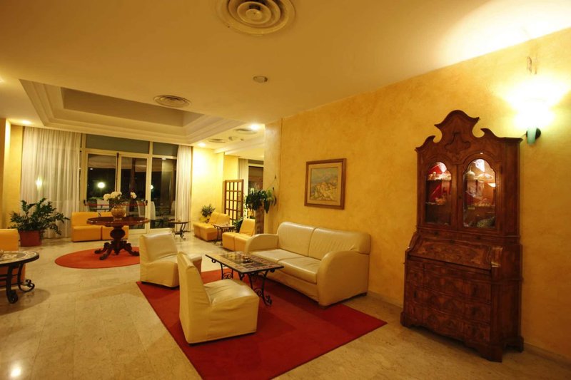 Villa Esperia 3