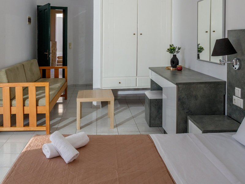 Pelagia Maria Studios Malia 18