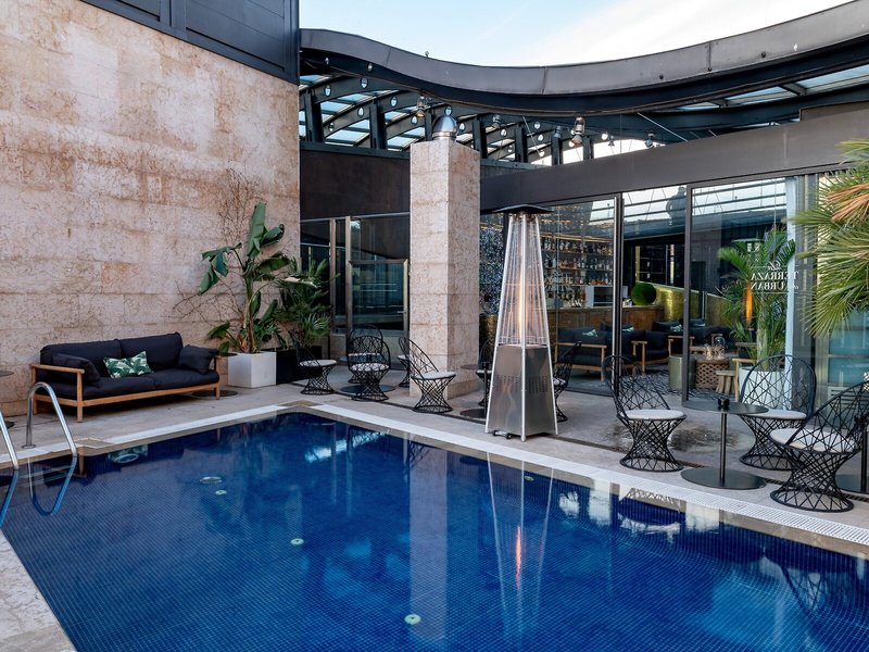 Hotel Urban 4