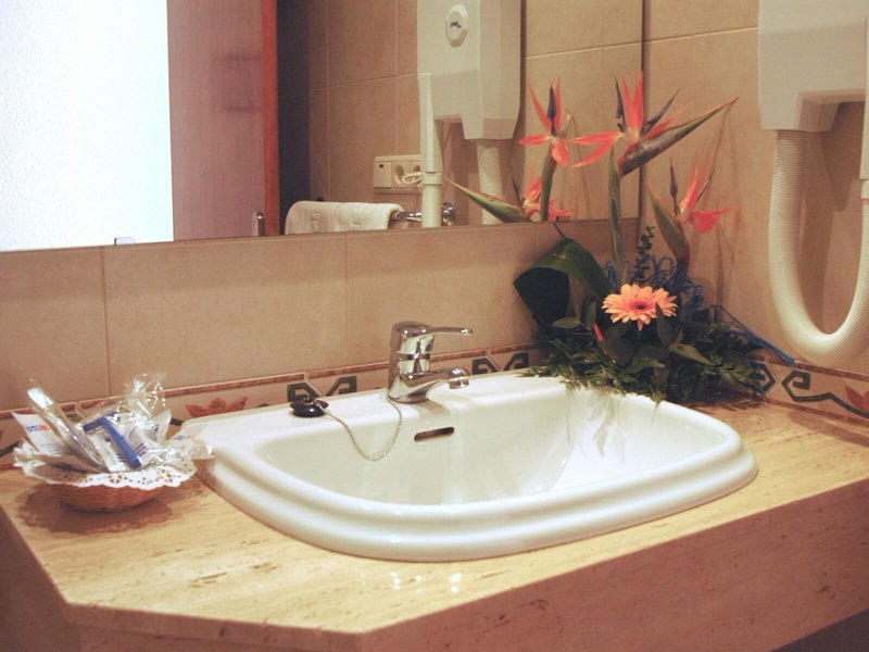 Masa International 44