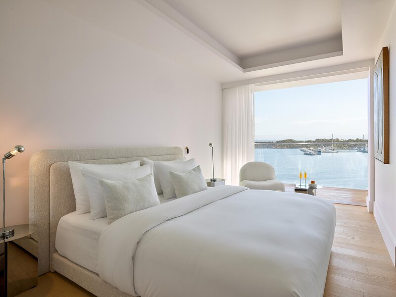 Classical Vouliagmeni Suites 22 - Room Example