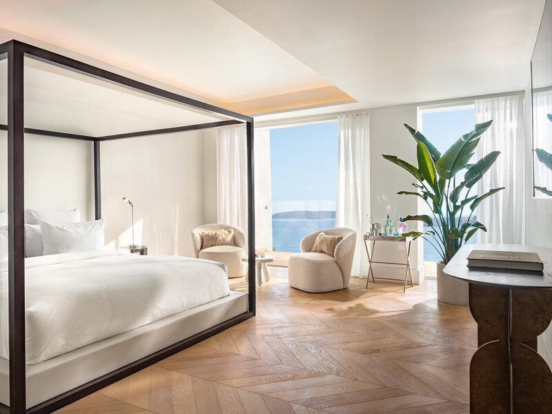 Classical Vouliagmeni Suites 52 - Room Example