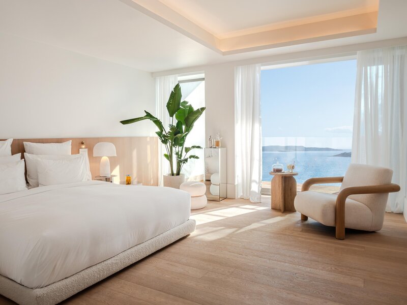 Classical Vouliagmeni Suites 61 - Room Example