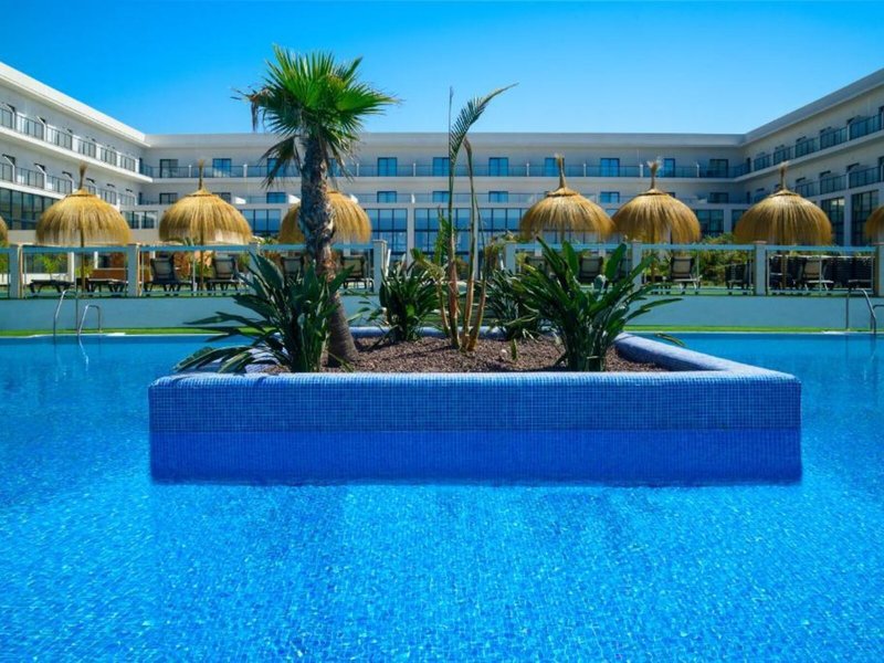 Cabogata Beach Hotel & Spa 9