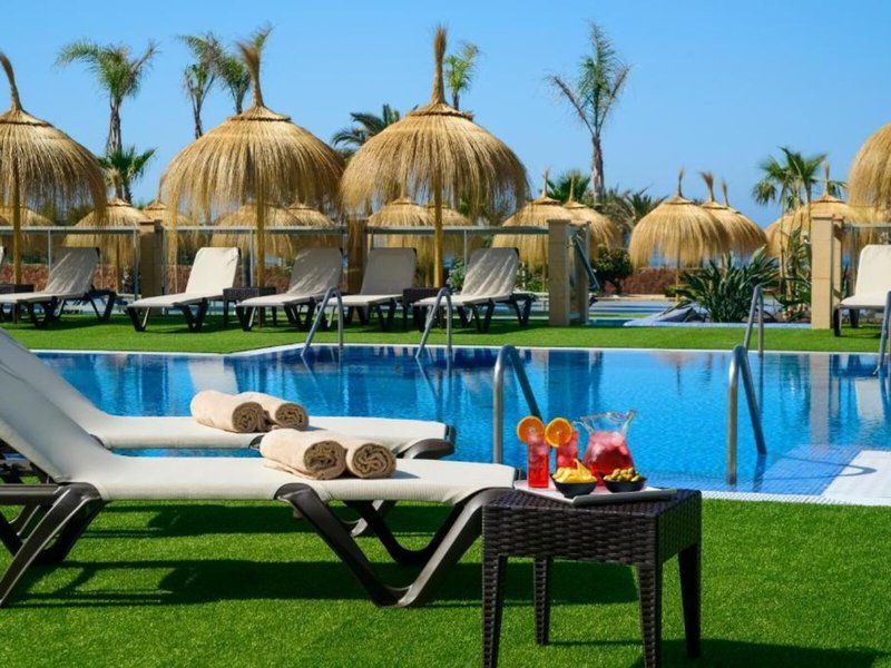 Cabogata Beach Hotel & Spa 12