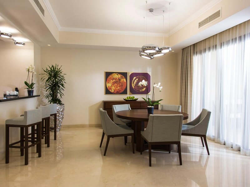 Intercontinental Doha Residences 25