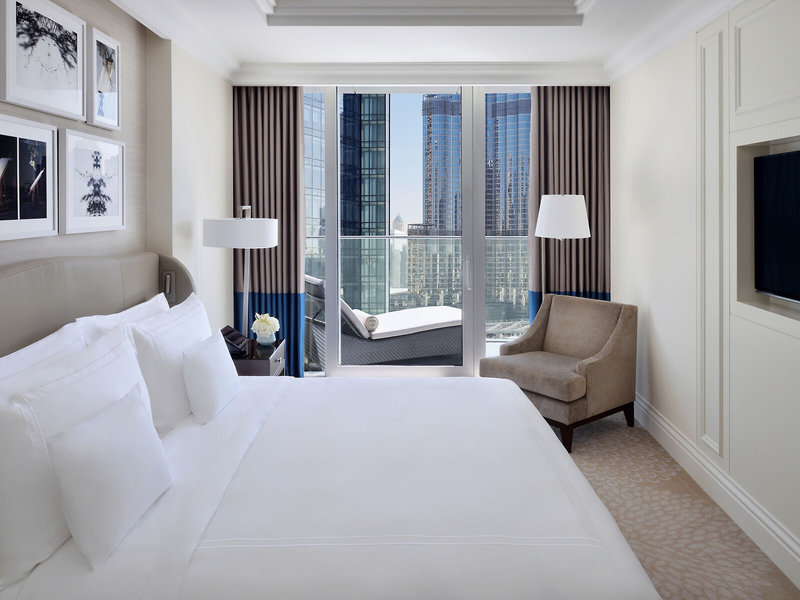 The Address Boulevard Dubai 7