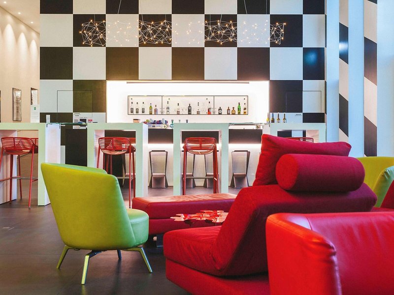 ibis Styles Basel City 9