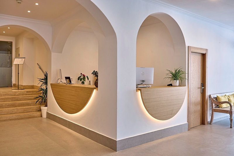 Universal Hotel Bikini 13