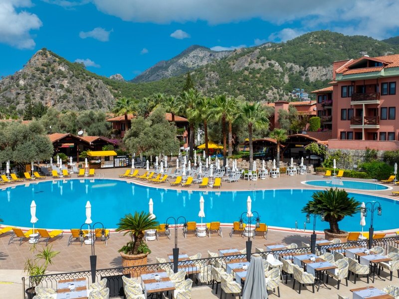 Sun City Hotel & Beach Club 1