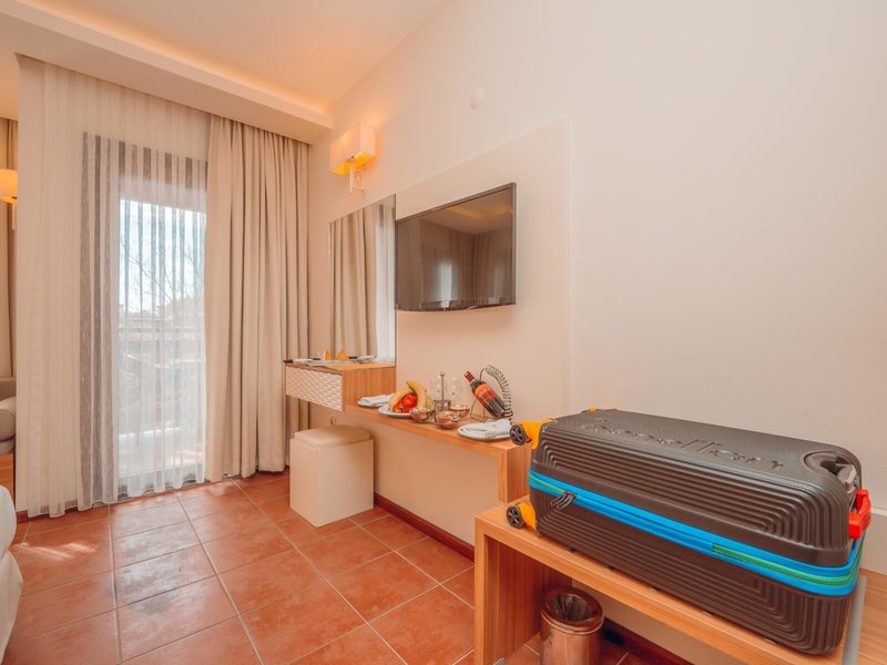 Sun City Hotel & Beach Club 35