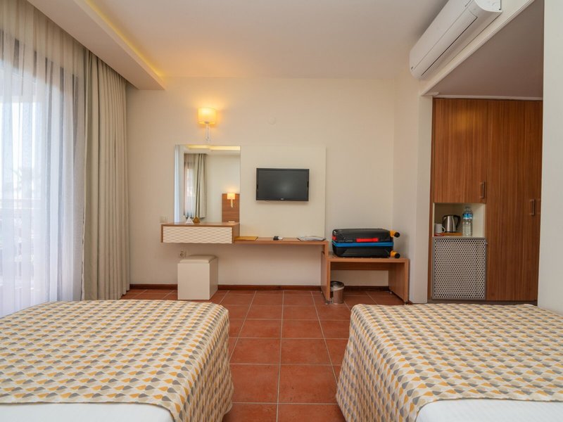 Sun City Hotel & Beach Club 40