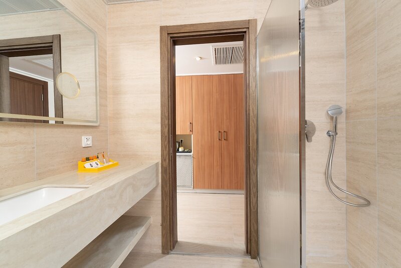 Sundia by Liberty Suncity 22