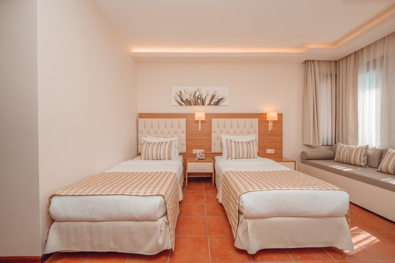 Sundia by Liberty Suncity 24