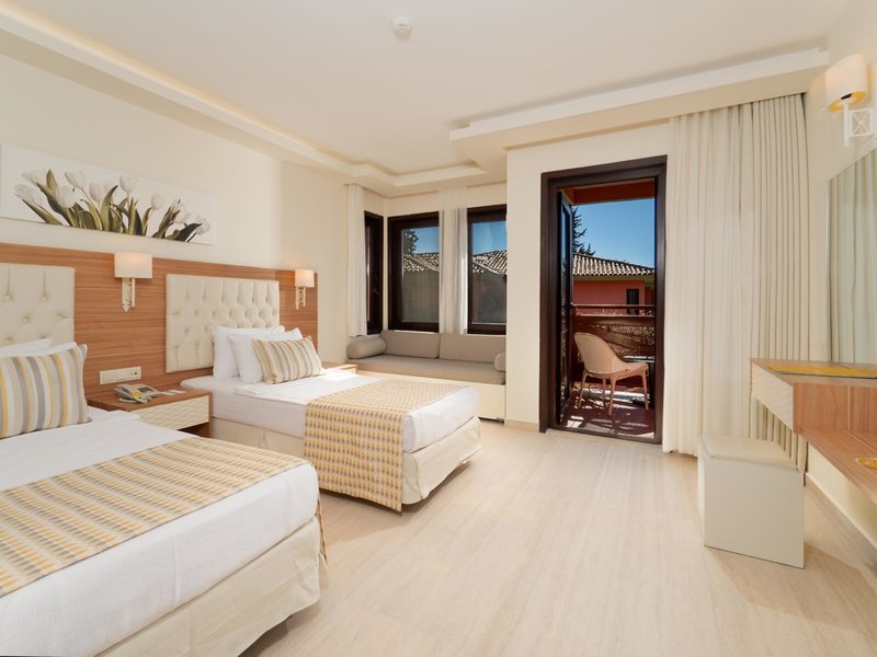 Sun City Hotel & Beach Club 37