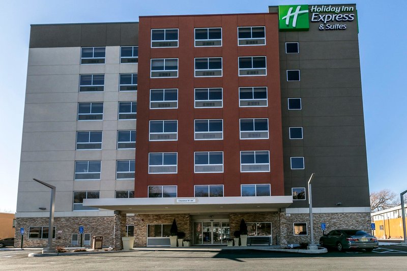 Holiday Inn Express & Suites Jersey City North - Hoboken