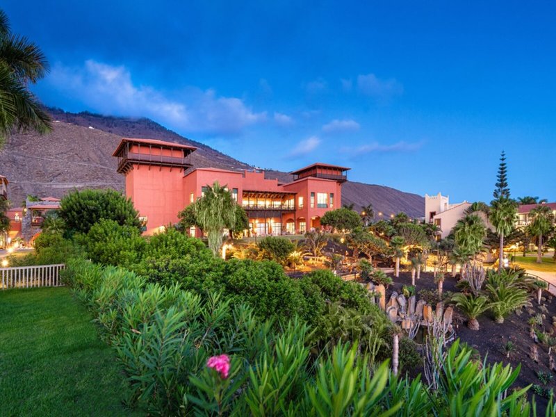 La Palma & Teneguia Princess 19