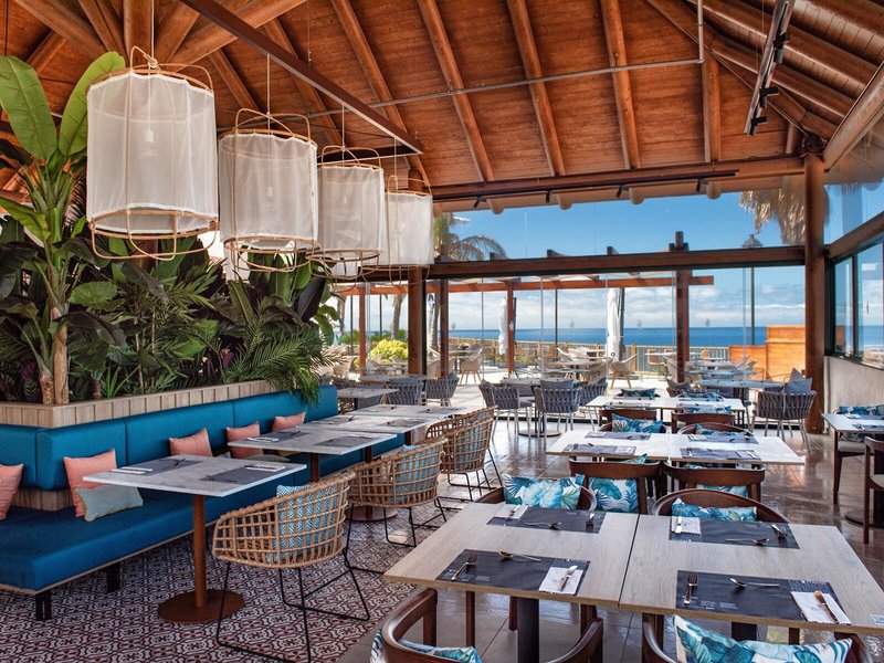 La Palma & Teneguia Princess 24