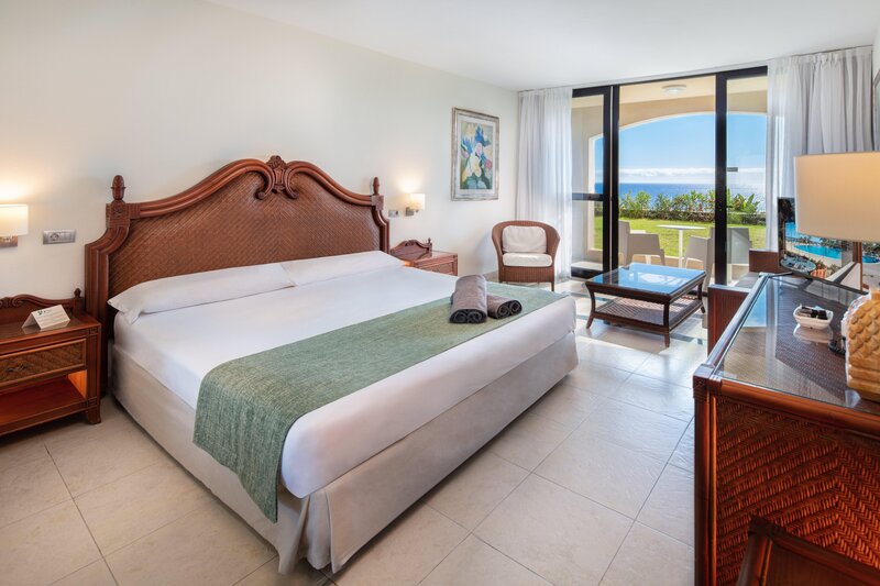 La Palma & Teneguia Princess 39