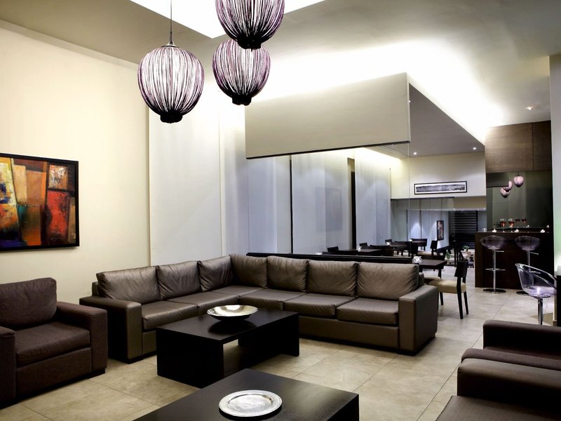 Mouikis Hotel 17