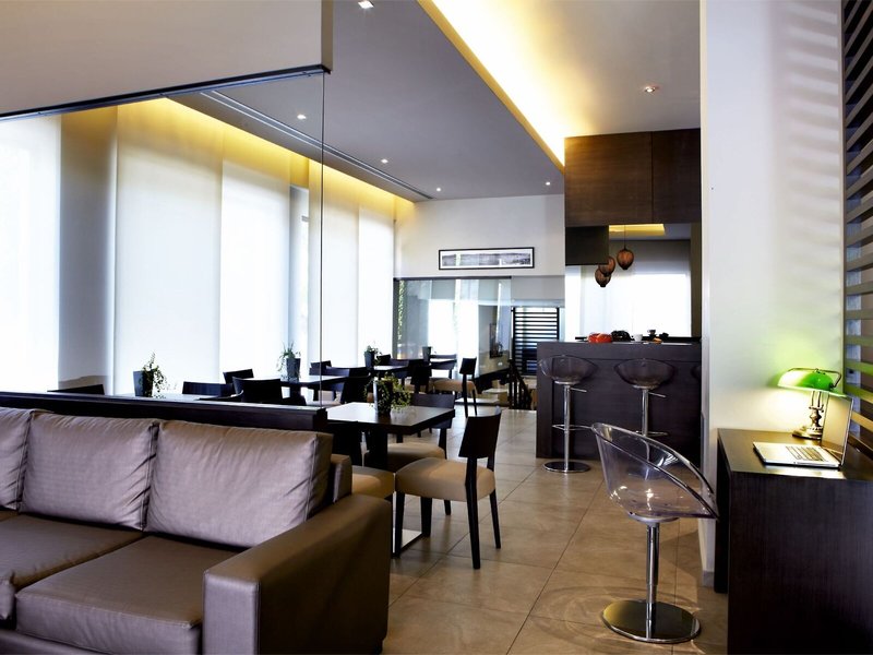 Mouikis Hotel 22