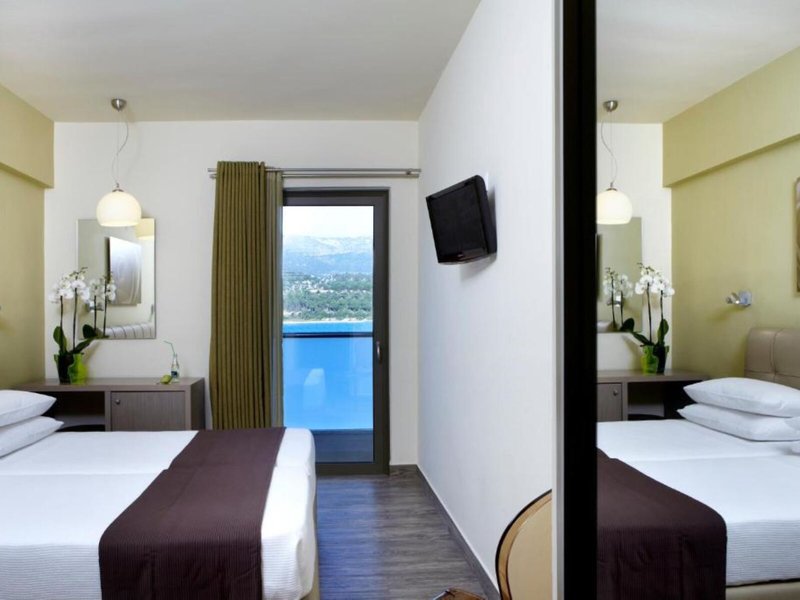 Mouikis Hotel 40