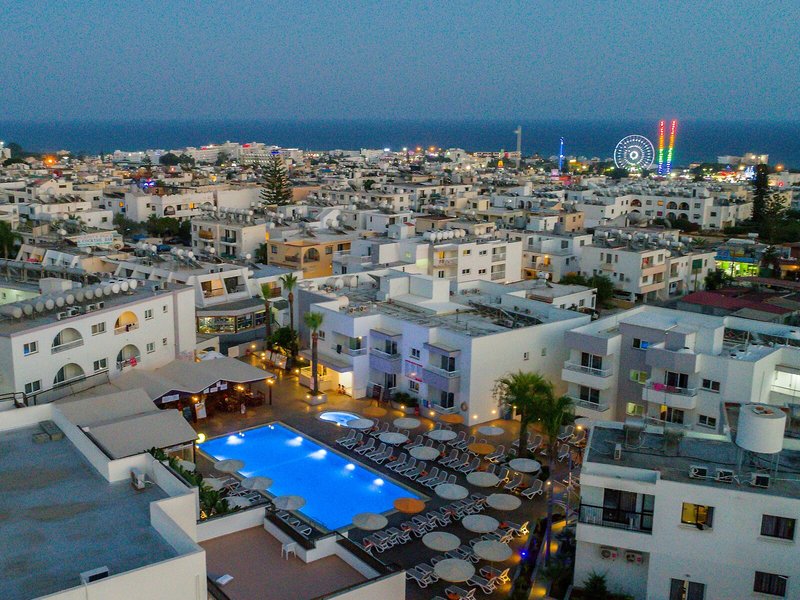 Christabelle Hotel Apartments 7