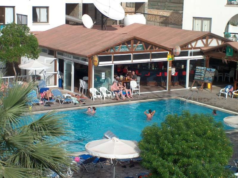 Christabelle Hotel Apartments 11