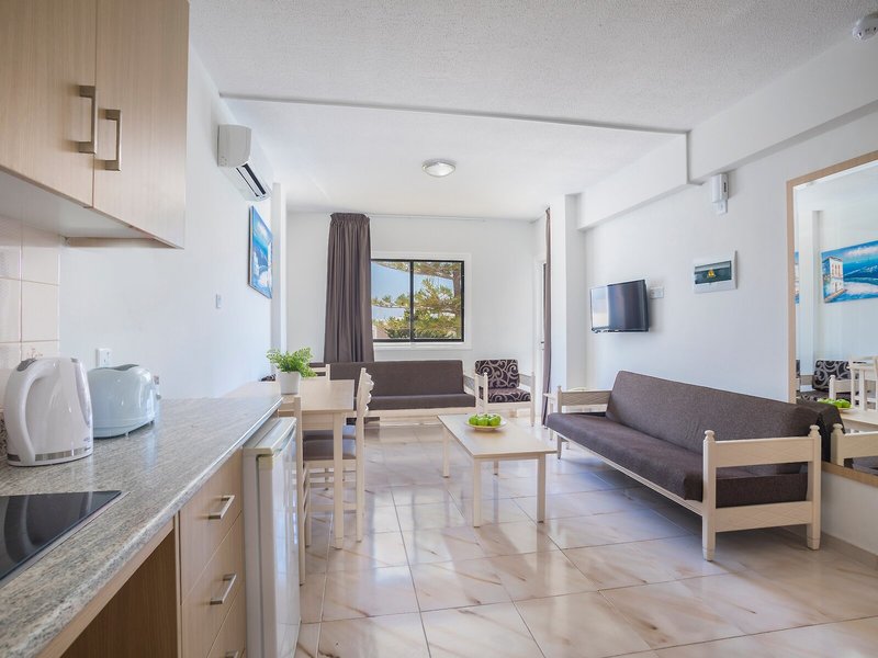 Christabelle Hotel Apartments 37