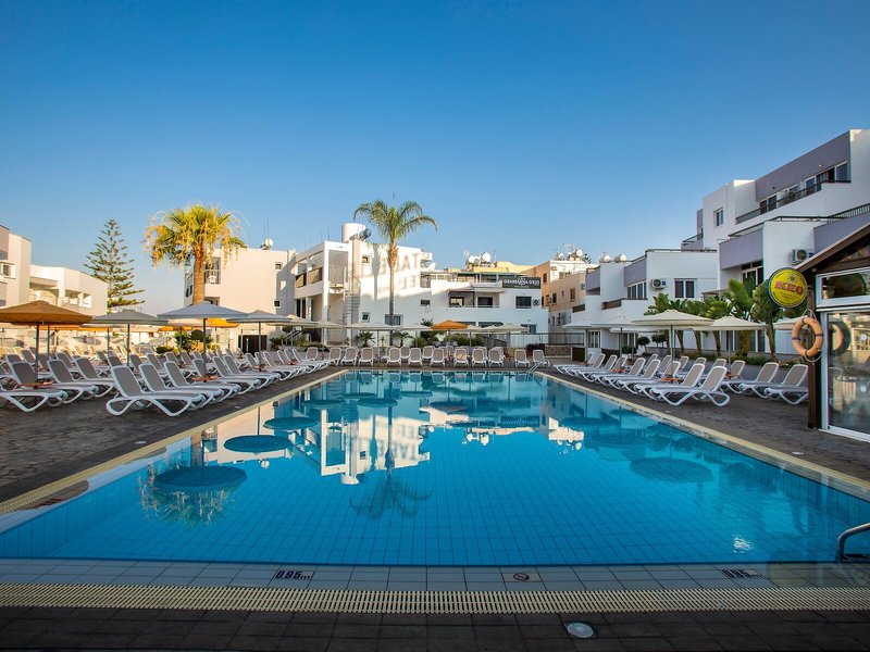 Christabelle Hotel Apartments 9