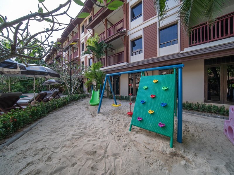 Kata Palm Resort & Spa 22