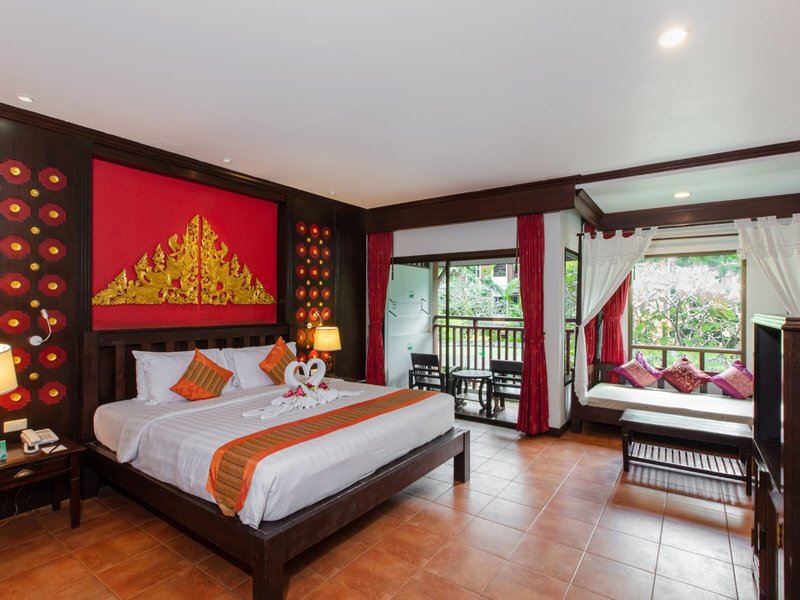 Kata Palm Resort & Spa 35