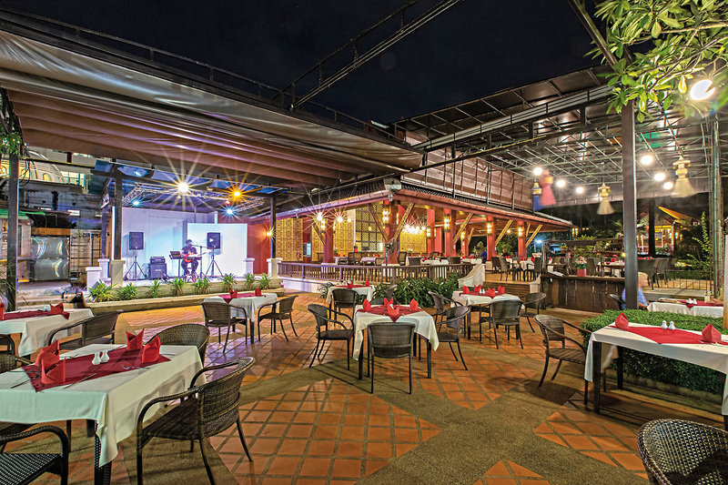 Kata Palm Resort & Spa 17