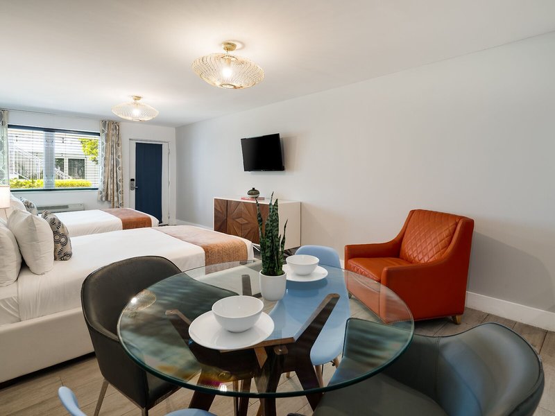 Waterside Hotel 15