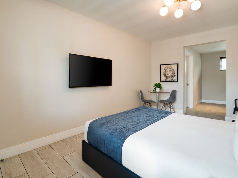 Waterside Hotel 20