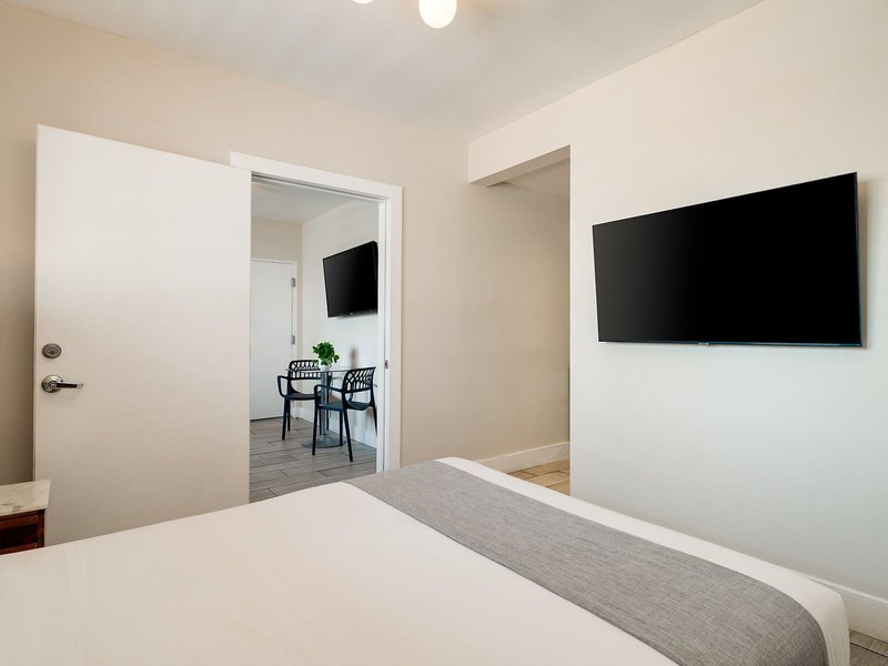 Waterside Hotel 23