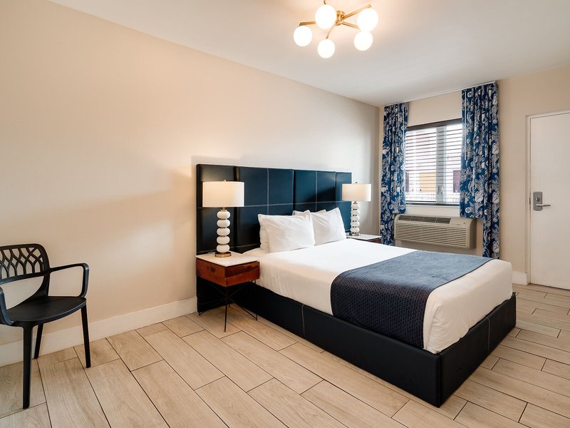 Waterside Hotel 32