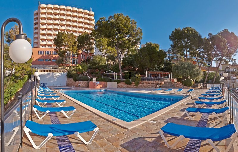 MLL Blue Bay 1