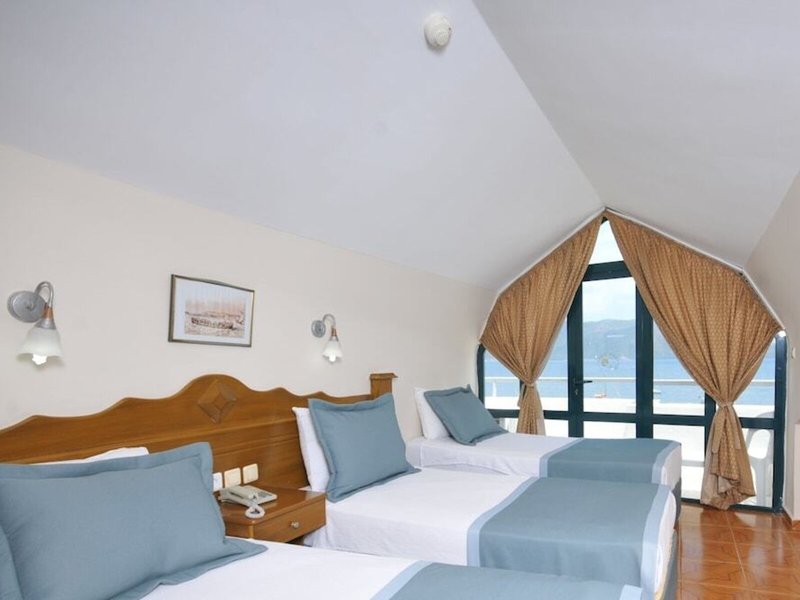 Class Beach Hotel 36