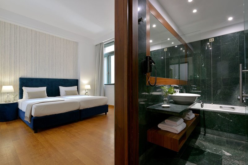 Athenaeum Eridanus Luxury Hotel 7