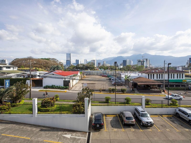 Holiday Inn San Jose La Sabana 9