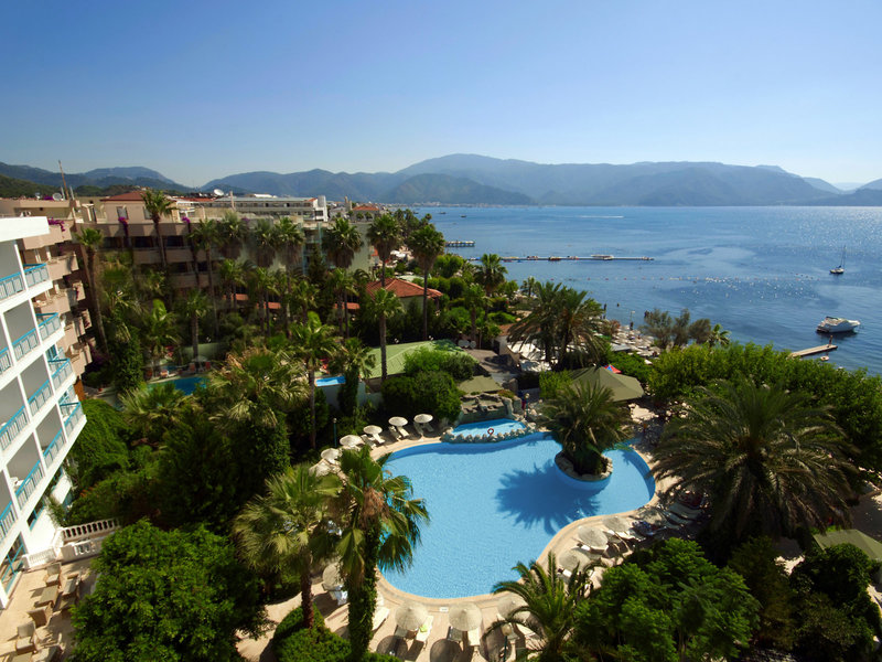 Tropical Beach Hotel 15