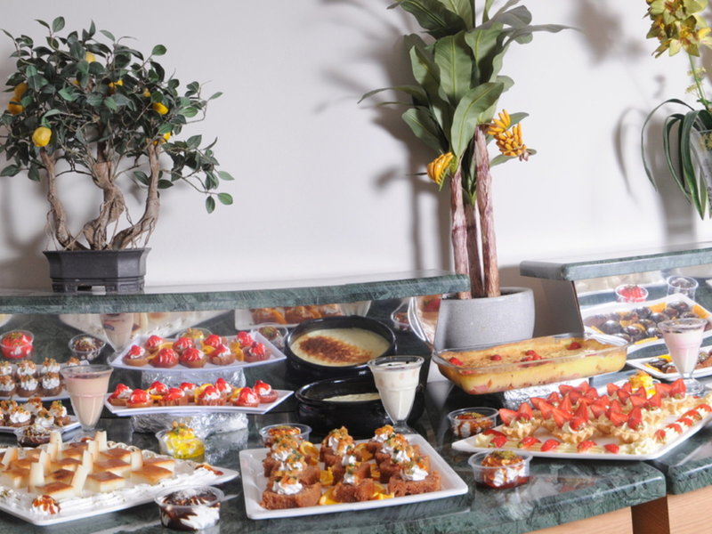 Tropical Beach Hotel 18