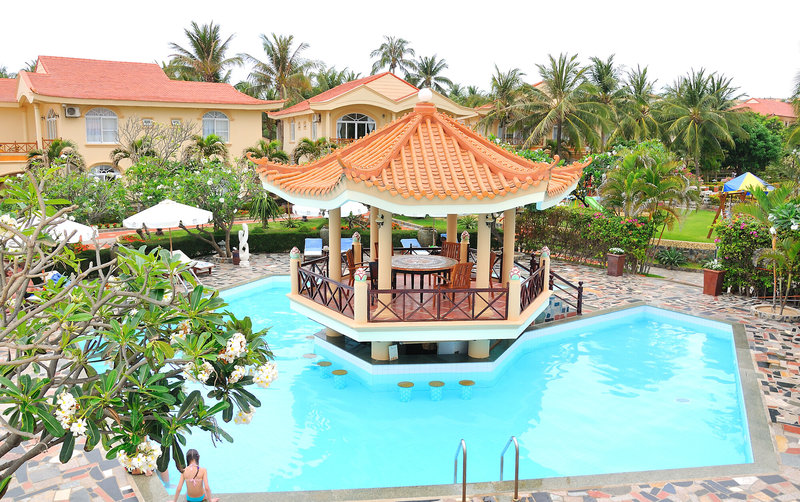 Swiss Village Resort & Spa 1