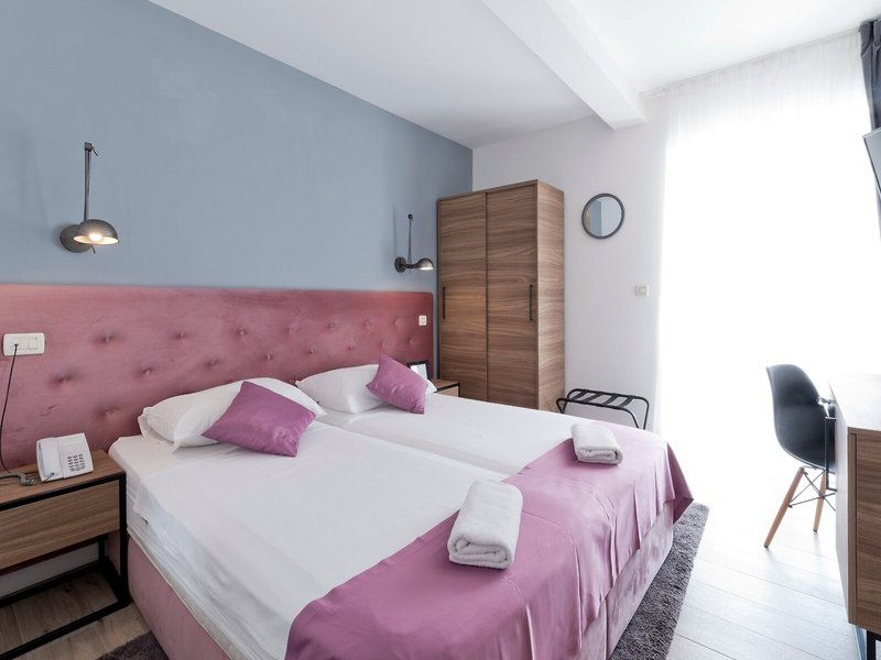 Hotel Perla 13
